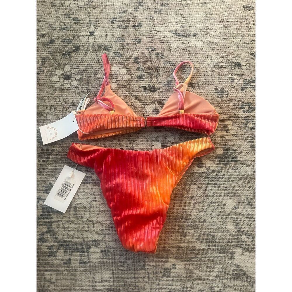 NWT Dippin Daisy Bikini Set - Picture 5 of 5